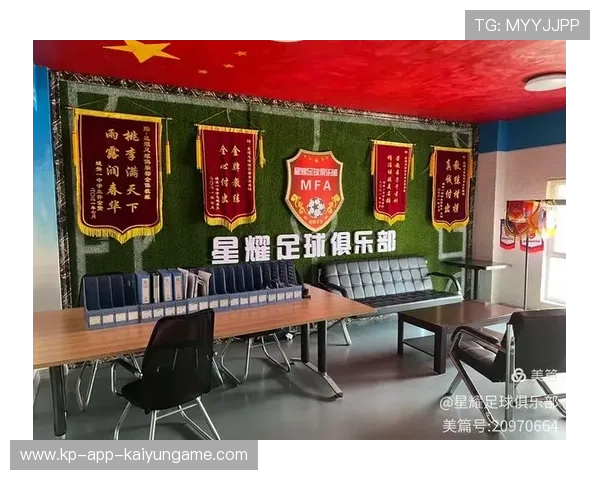 俱乐部在青训引进国际课程提升培养体系，俱乐部青训营有工资吗