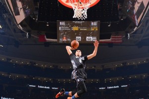 开云体育官方网站-勇士替补群太给力了，主帅笑着鼓掌，勇士队引援